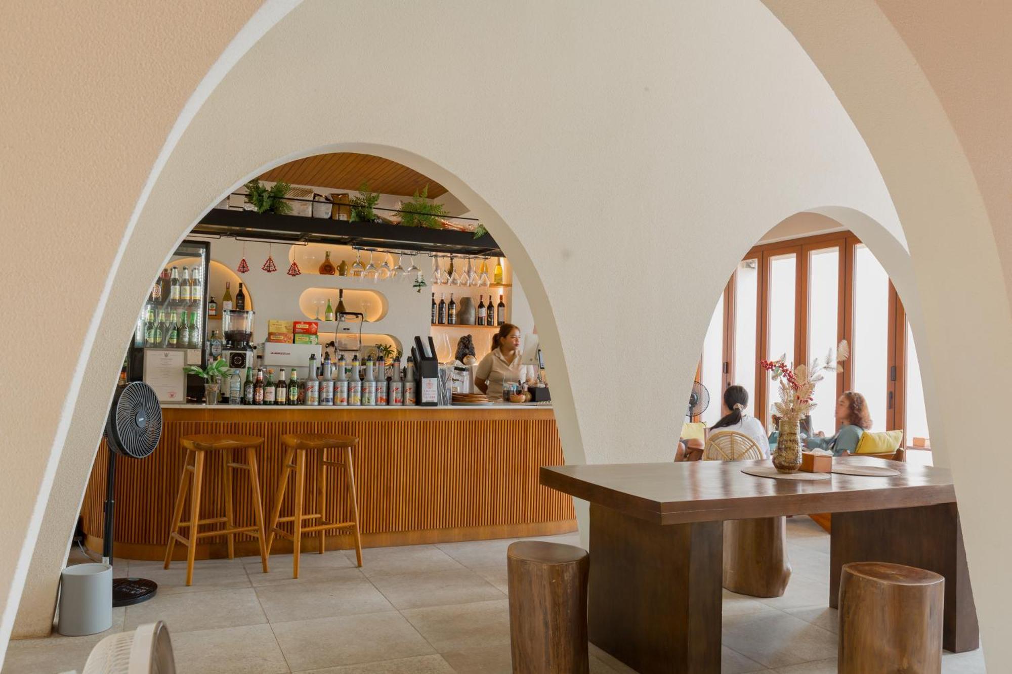 Tasana Bar And Luxury Resort Ko Lan Esterno foto